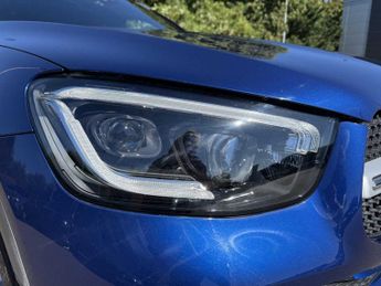 MERCEDES-BENZ GLC Glc 300D 4Matic Amg Line Premium Pls 5Dr 9G-Tronic
