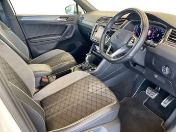 VOLKSWAGEN TIGUAN 2.0 Tdi R-Line Edition Suv 5Dr Diesel Dsg Euro 6 (S/S) (150 Ps)