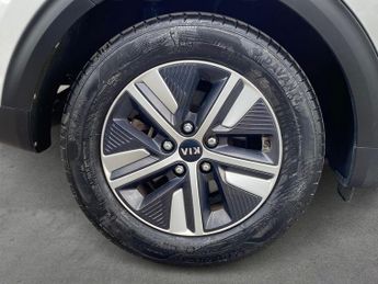 KIA NIRO 1.6 Gdi Phev 3 5Dr Dct