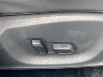 MG MOTOR UK ZS 115Kw Trophy Connect Ev Long Range73Kwh 5Dr Auto