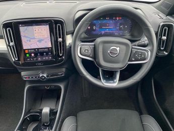 VOLVO XC40 2.0 B4P Plus Dark 5Dr Auto