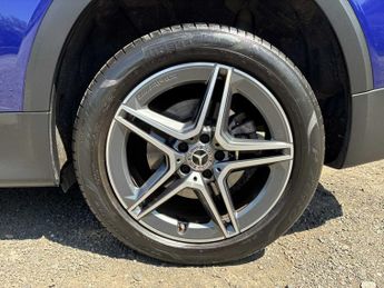 MERCEDES-BENZ GLB Glb 200 Amg Line Premium 5Dr 7G-Tronic
