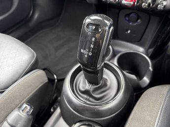MINI HATCHBACK 1.5 Cooper Sport 5Dr Auto