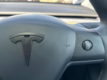 TESLA MODEL Y (Dual Motor) Long Range Suv 5Dr Electric Auto 4Wde (384 Bhp)