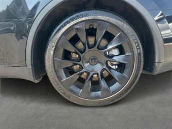 TESLA MODEL Y (Dual Motor) Long Range Suv 5Dr Electric Auto 4Wde (384 Bhp)