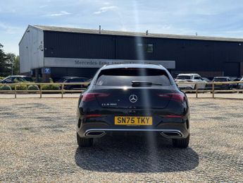 MERCEDES-BENZ CLA Cla 180 Amg Line Executive 5Dr Tip Auto