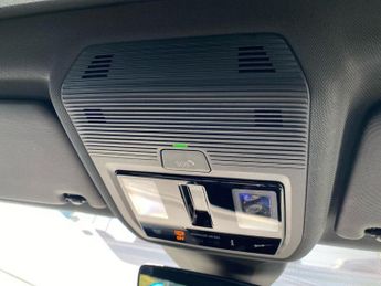 VOLKSWAGEN ID.5 Pro Performance 77Kwh Style Suv 5Dr Electric Auto (204 Ps)