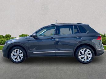 VOLKSWAGEN TIGUAN 2.0 Tdi Life Suv 5Dr Diesel Dsg Euro 6 (S/S) (150 Ps)
