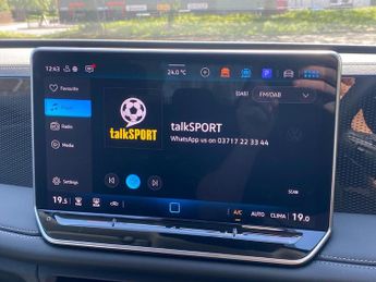 VOLKSWAGEN TIGUAN 1.5 Etsi 150 Match 5Dr Dsg