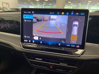 VOLKSWAGEN PASSAT 1.5 Tsi Ehybrid 19.7Kwh Elegance Estate 5Dr Petrol Plug-In Hybri