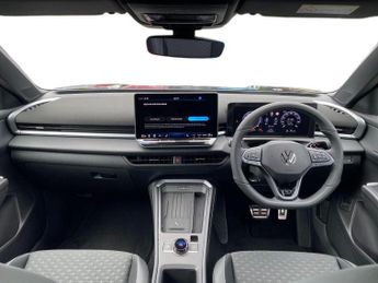 VOLKSWAGEN T-ROC 1.5 Etsi Mhev R-Line Suv 5Dr Petrol Hybrid Dsg Euro 6 (S/S) (150