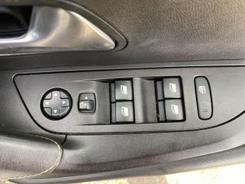 PEUGEOT 2008 1.2 Puretech Gt Line Suv 5Dr Petrol Eat Euro 6 (S/S) (130 Ps)