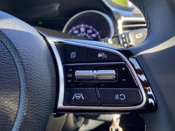 KIA XCEED 1.0T Gdi Isg 113 Pure 5Dr Dct