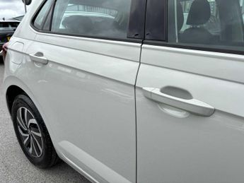 VOLKSWAGEN POLO 1.0 Tsi Life 5Dr Dsg
