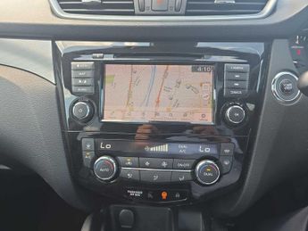 NISSAN QASHQAI 1.3 Dig-T 160 Tekna+ 5Dr Dct