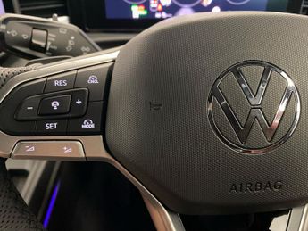 VOLKSWAGEN T-ROC 1.5 Etsi Mhev R-Line Suv 5Dr Petrol Hybrid Dsg Euro 6 (S/S) (150