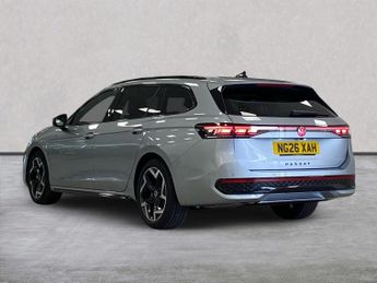 VOLKSWAGEN PASSAT 1.5 Etsi Mhev R-Line Estate 5Dr Petrol Hybrid Dsg Euro 6 (S/S) (