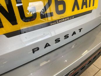 VOLKSWAGEN PASSAT 1.5 Etsi Mhev R-Line Estate 5Dr Petrol Hybrid Dsg Euro 6 (S/S) (