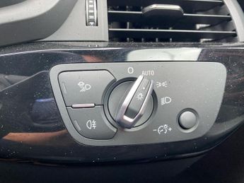 AUDI A4 35 Tdi Black Edition 5Dr S Tronic