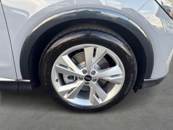AUDI Q4 210Kw 45 82Kwh S Line 5Dr Auto [Leather]