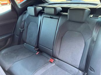 CUPRA FORMENTOR 1.5 Etsi 150 V2 5Dr Dsg