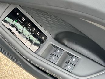 AUDI A6 2.0 Tdi Sport Estate 5Dr Diesel S Tronic Quattro Euro 6 (S/S) (2