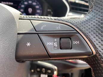 AUDI Q3 35 Tfsi S Line 5Dr S Tronic [Comfort+Sound Pack]