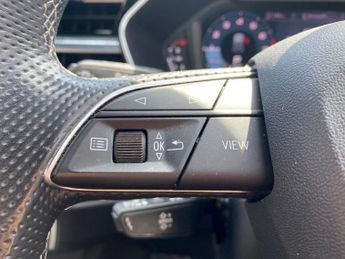 AUDI Q3 35 Tfsi S Line 5Dr S Tronic [Comfort+Sound Pack]