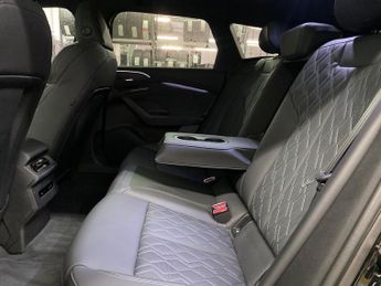 AUDI A6 100Kwh Edition 1 Estate 5Dr Electric Auto Quattro (503 Ps)