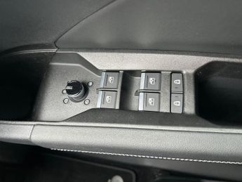 AUDI Q4 45 S Line Suv 5Dr Electric Auto 82Kwh (286 Ps)