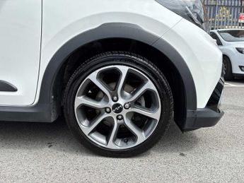 KIA PICANTO 1.0 X-Line S 5Dr Auto