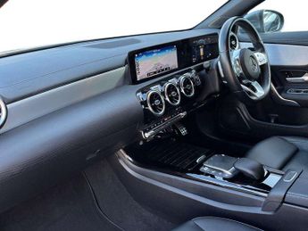 MERCEDES-BENZ CLA Cla 250 Amg Line 4Dr Tip Auto
