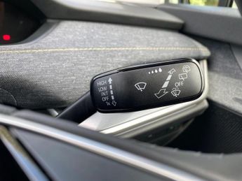 SKODA ELROQ 63Kwh 60 Edition Suv 5Dr Electric Auto (204 Ps)