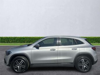 MERCEDES-BENZ GLA Gla 200D Sport Executive 5Dr Auto