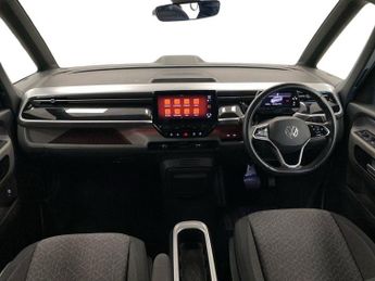 VOLKSWAGEN ID. BUZZ Pro 77Kwh Life Mpv 5Dr Electric Auto (204 Ps)
