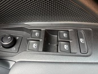 VOLKSWAGEN TIGUAN 1.5 Etsi Match 5Dr Dsg