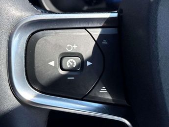 VOLVO XC40 170Kw Recharge Pro 69Kwh 5Dr Auto