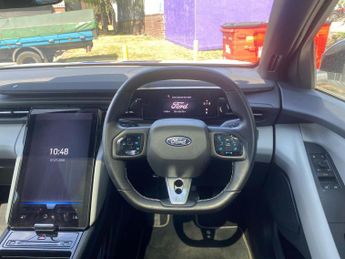 FORD CAPRI Extended Range 77Kwh Premium Suv 5Dr Electric Auto (286 Ps)