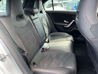 MERCEDES-BENZ A CLASS A200 Amg Line Premium 5Dr Auto