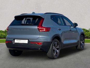 VOLVO XC40 2.0 B3P Plus Dark 5Dr Auto