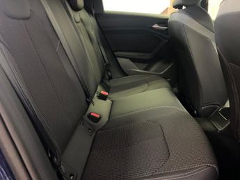 AUDI A1 1.0 Tfsi 30 S Line Sportback 5Dr Petrol S Tronic Euro 6 (S/S) (1