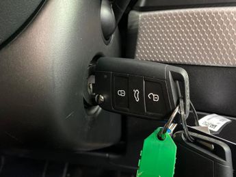 AUDI A1 1.0 Tfsi 30 S Line Sportback 5Dr Petrol S Tronic Euro 6 (S/S) (1