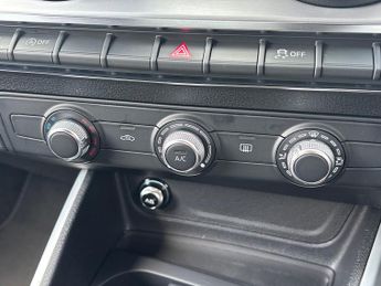 AUDI Q2 35 Tfsi S Line 5Dr S Tronic