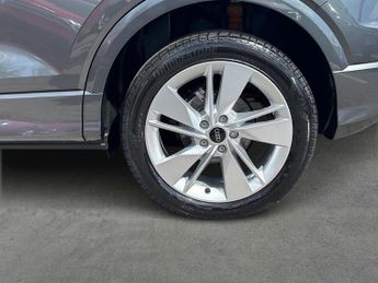 AUDI Q2 35 Tfsi S Line 5Dr S Tronic