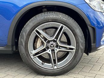 MERCEDES-BENZ GLC COUPE Glc 300 4Matic Amg Line 5Dr 9G-Tronic
