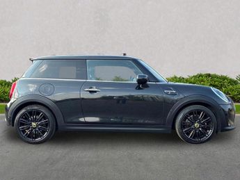 MINI HATCHBACK Cooper Se 32.6Kwh Level 3 Hatchback 3Dr Electric Auto (184 Ps)