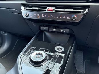 KIA NIRO 150Kw 3 65Kwh 5Dr Auto