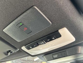 NISSAN JUKE 1.6 Hybrid N-Connecta 5Dr Auto