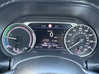 NISSAN JUKE 1.6 Hybrid N-Connecta 5Dr Auto