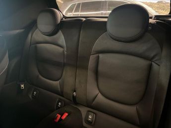 MINI CONVERTIBLE 1.5 Cooper 2Dr Auto [Chili Pack]